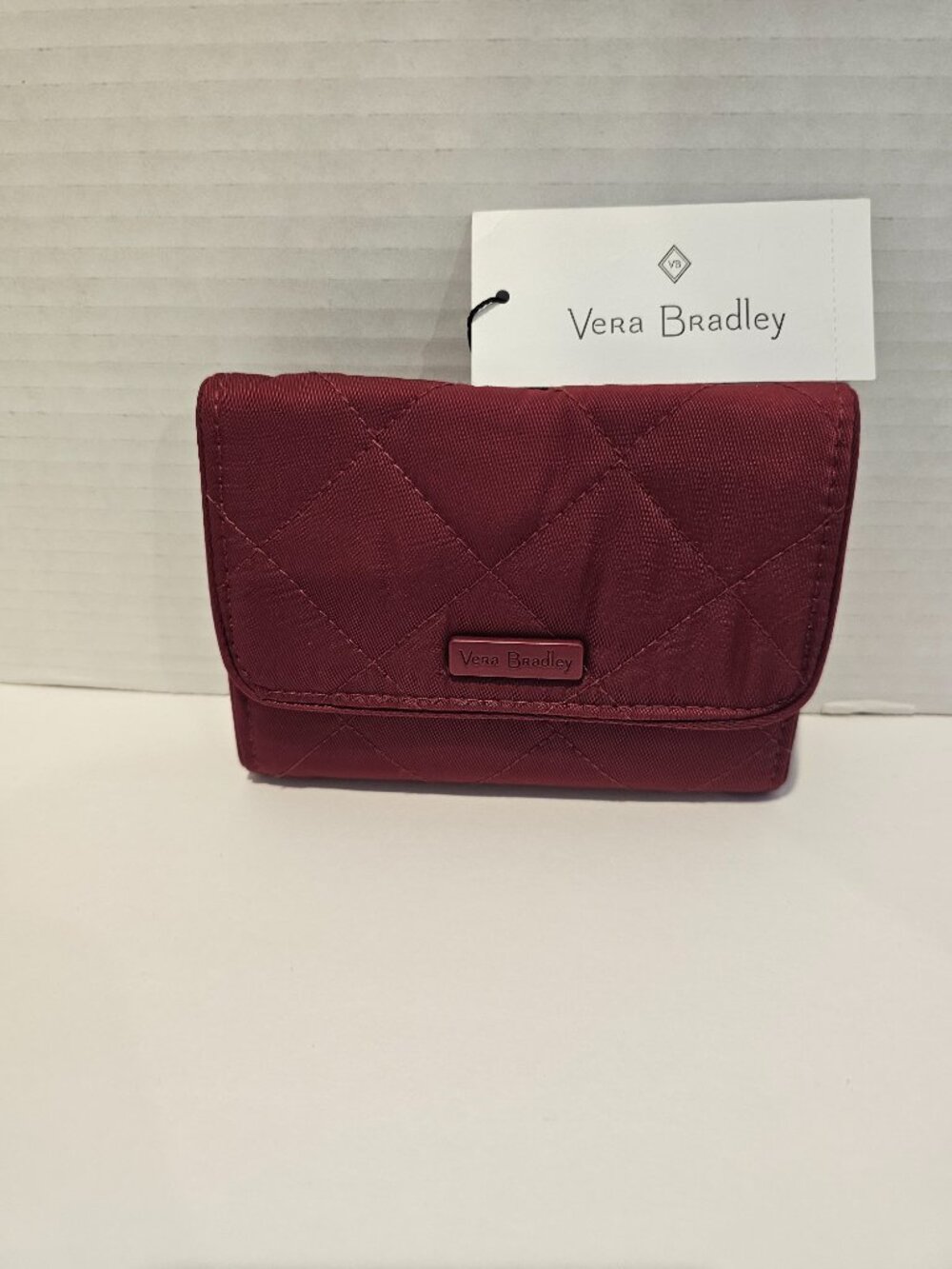 NWT Vera Bradley RFID Riley Compact Wallet Berry Red Flowers - Picture 5 of 11